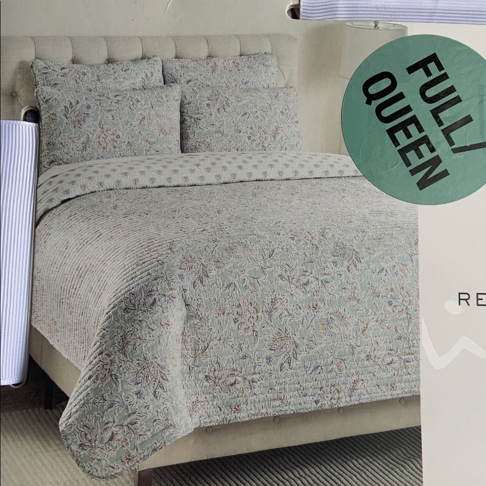 Nicole Miller Green Cream Floral FULL / QUEEN Reversible Quilt Bedding Set New